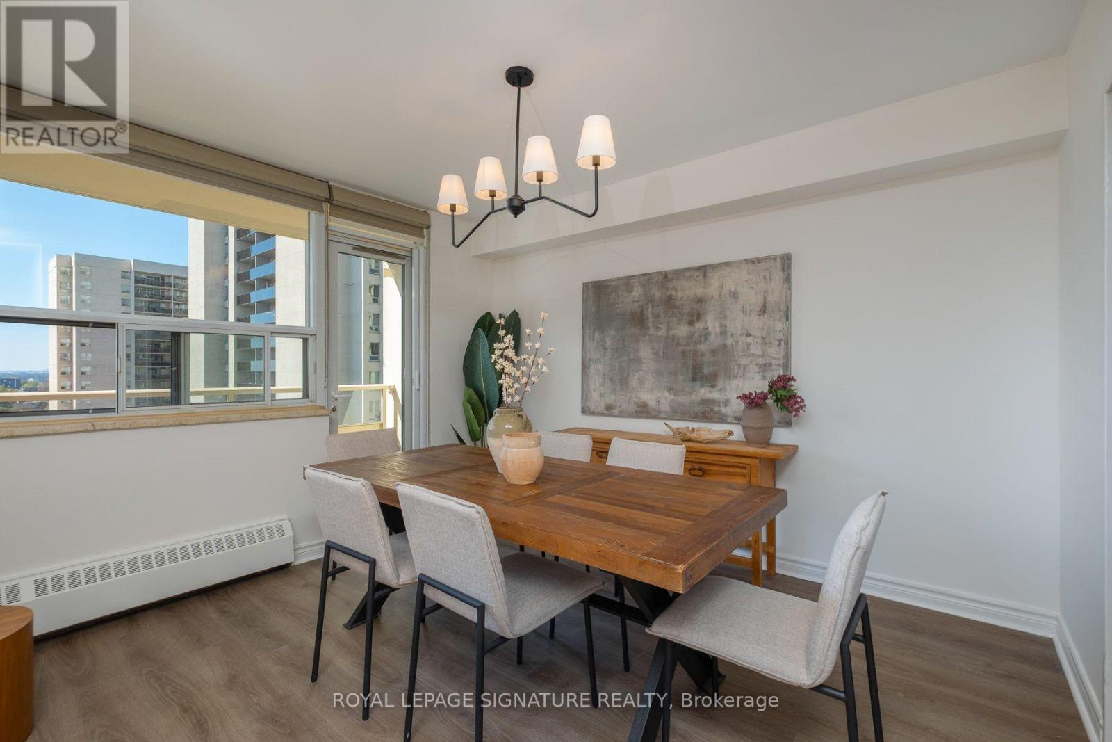 1607 - 360 Ridelle Avenue, Toronto, Ontario  M6B 1K1 - Photo 6 - W13833744