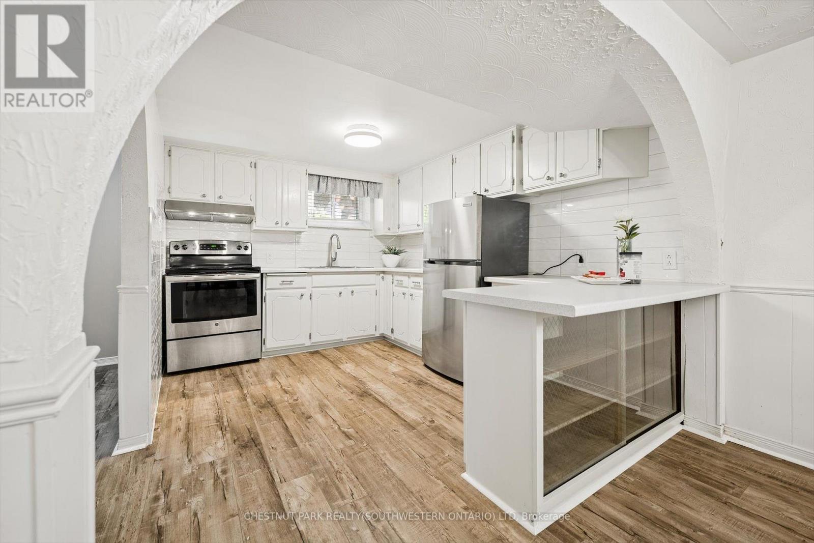 56 Suffolk Avenue, Kitchener, Ontario  N2B 1H5 - Photo 27 - X13833728