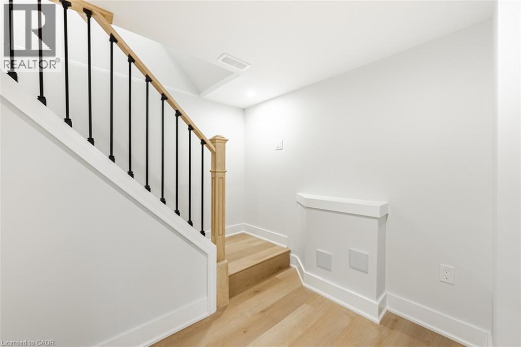 172 Fennell Avenue E Unit# Lower, Hamilton, Ontario  L9A 1S3 - Photo 4 - 40850145