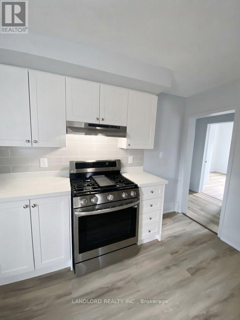 2 - 45 Clinton Street, Toronto, Ontario  M6J 2N9 - Photo 2 - C13697172