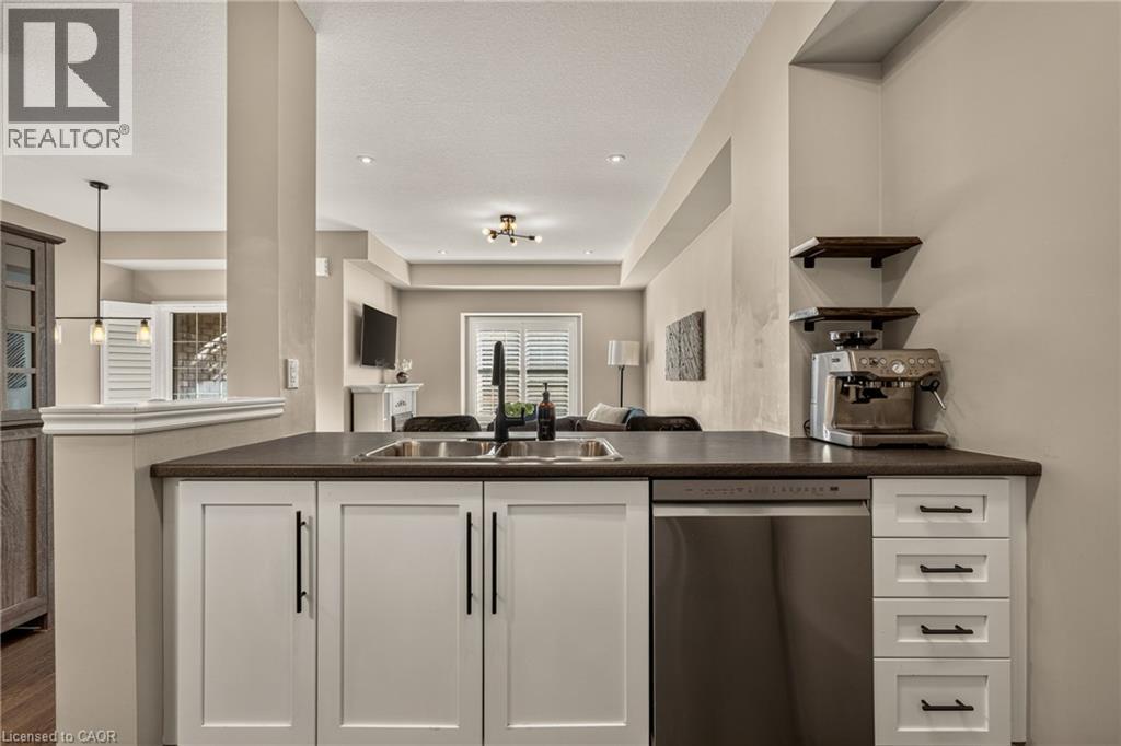 257 Parkside Drive Unit# 35, Waterdown, Ontario  L8B 0W5 - Photo 6 - 40866901
