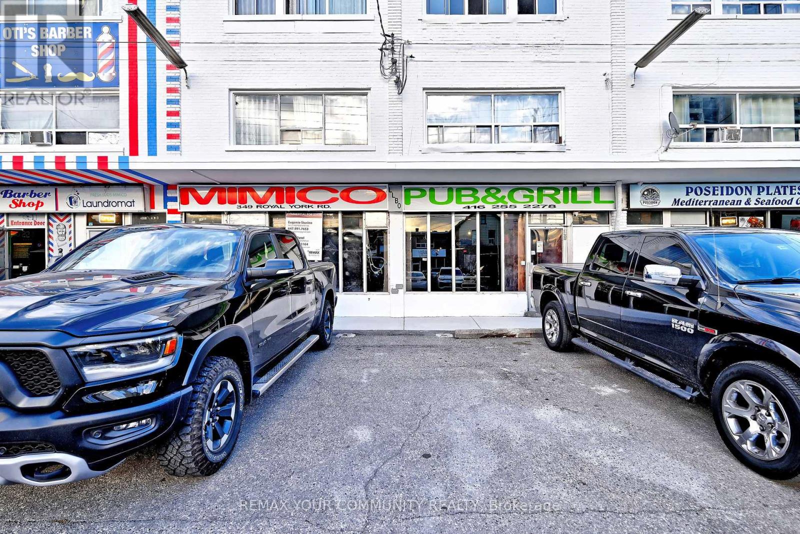 B & C - 349 Royal York Road, Toronto, Ontario  M8Y 2R1 - Photo 4 - W13787620