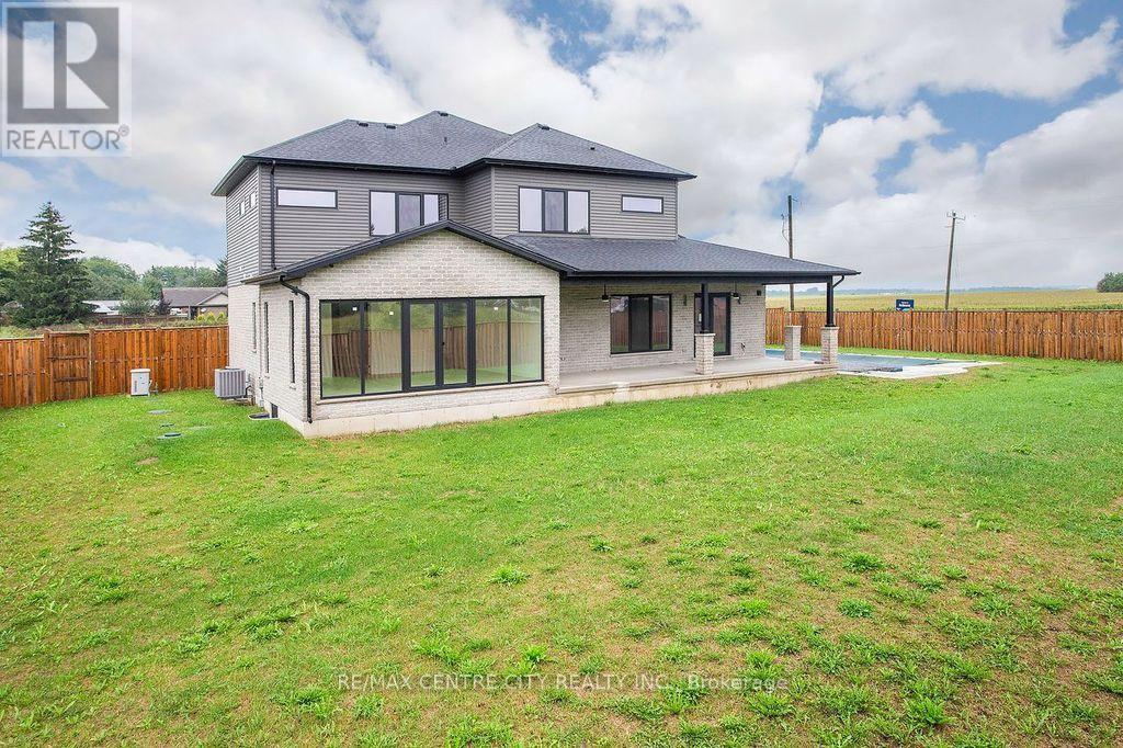 1 James Street, Strathroy-Caradoc, Ontario  N0L 1T0 - Photo 3 - X13833862