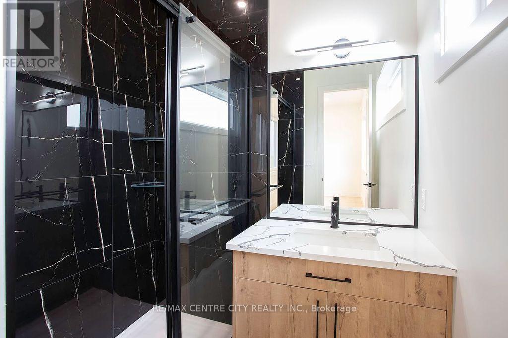 1 James Street, Strathroy-Caradoc, Ontario  N0L 1T0 - Photo 30 - X13833862