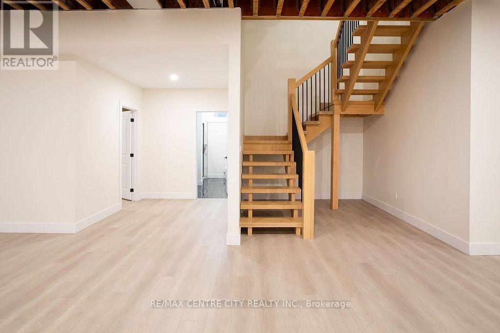 1 James Street, Strathroy-Caradoc, Ontario  N0L 1T0 - Photo 36 - X13833862