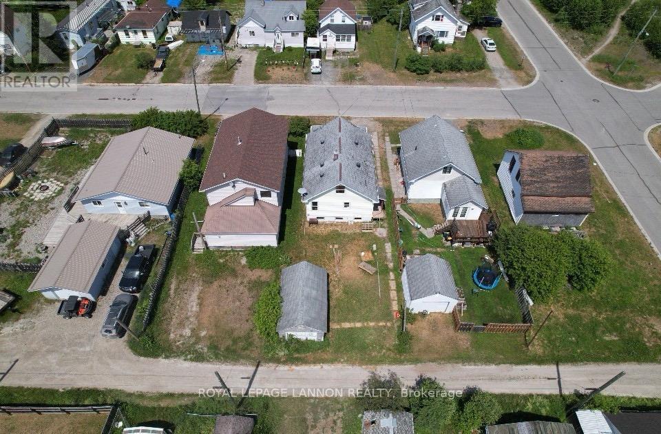 205 Second Avenue, Greenstone, Ontario  P0T 1M0 - Photo 3 - X13538754