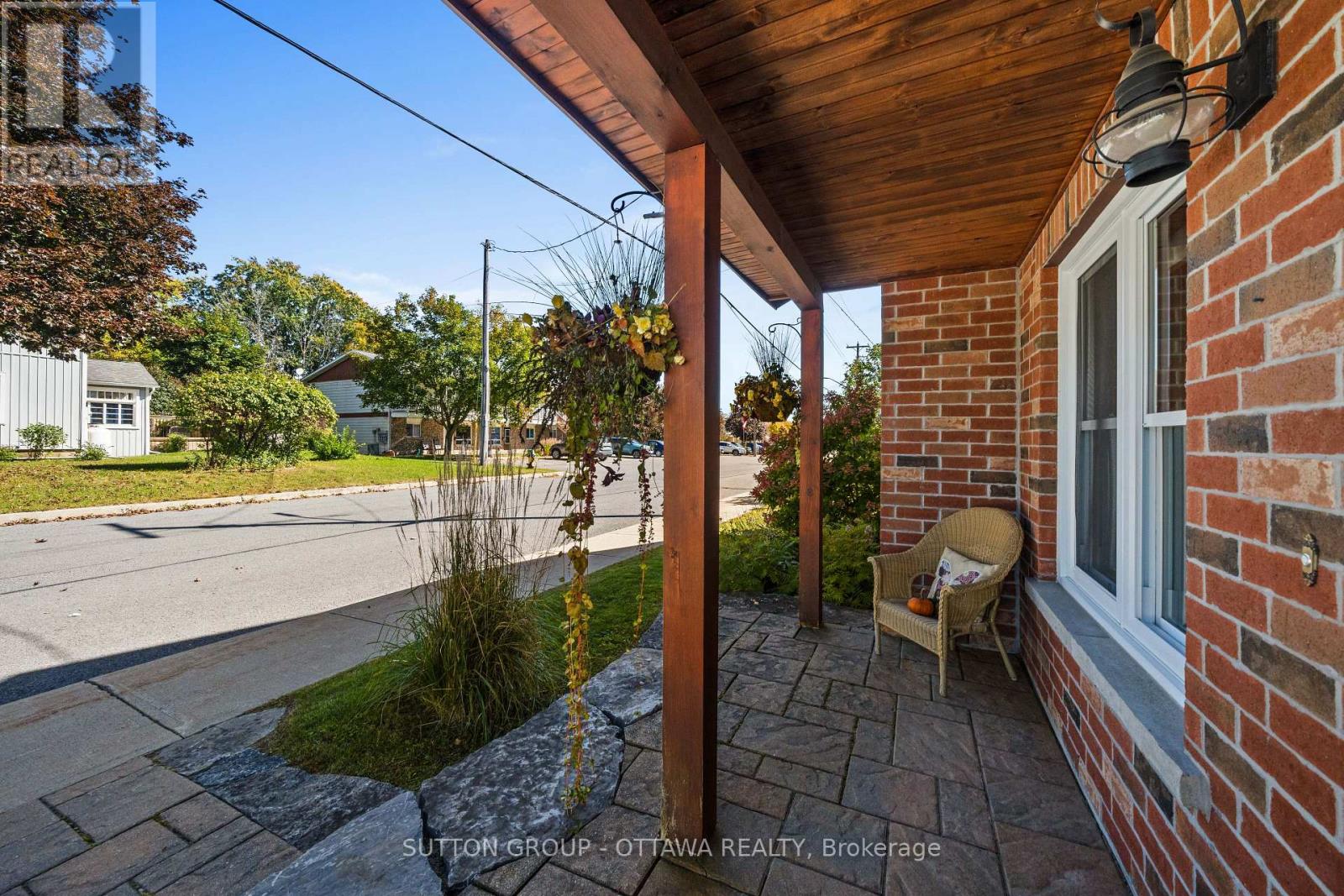 40 Sabourin Street, North Stormont, Ontario K0C 1W0 - Photo 3 - X13833842