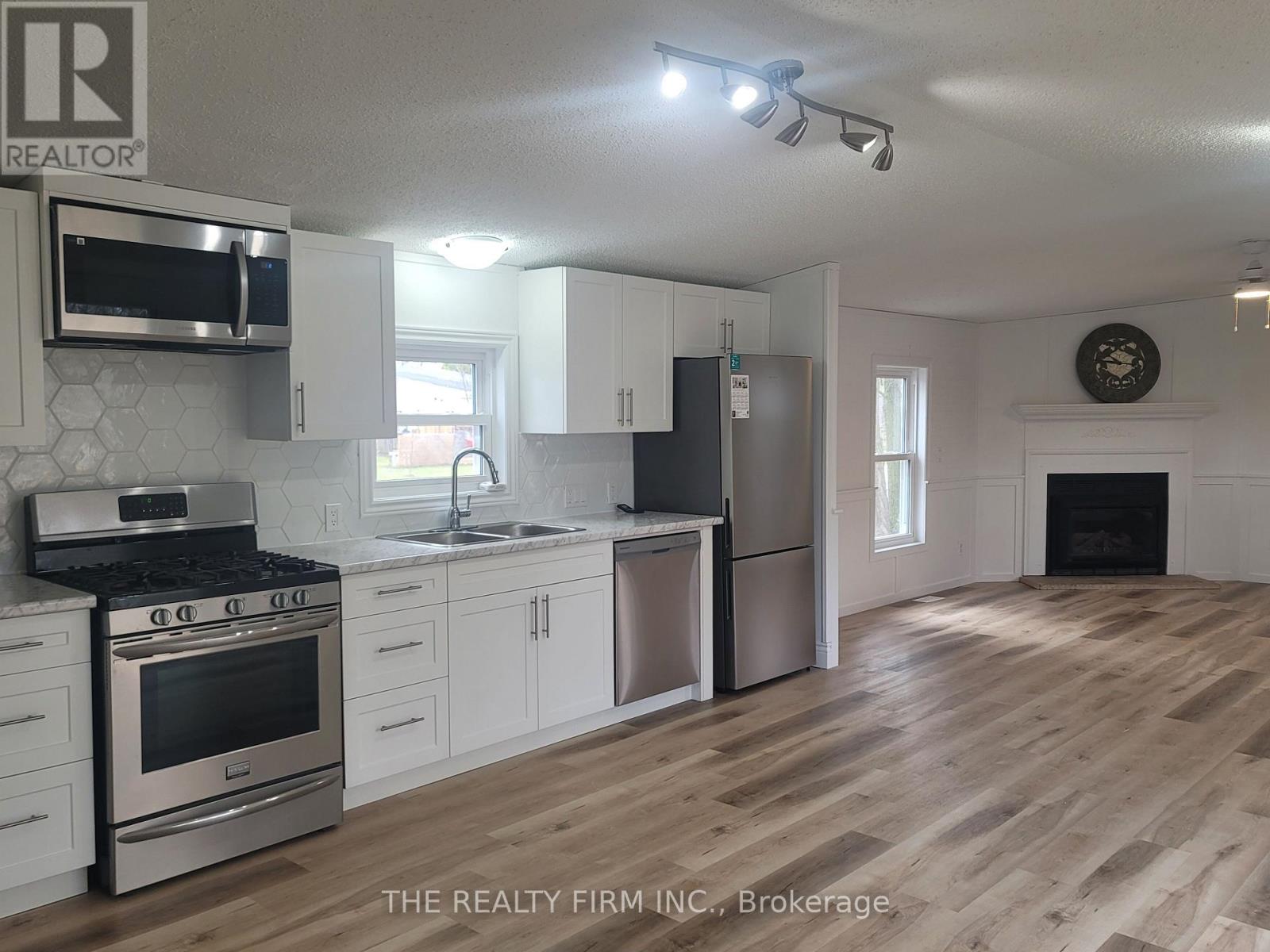 18 - 75049 HENSALL ROAD, Huron East, Ontario