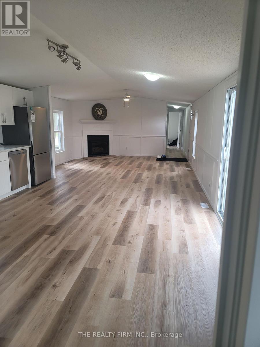 18 - 75049 Hensall Road, Huron East, Ontario  N0K 1W0 - Photo 27 - X13503268
