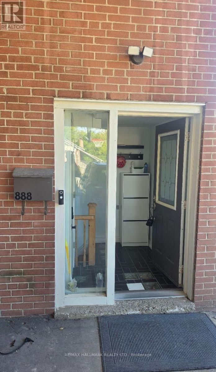 Room 2 - 888 Krosno Boulevard, Pickering, Ontario  L1W 1H4 - Photo 4 - E13705614