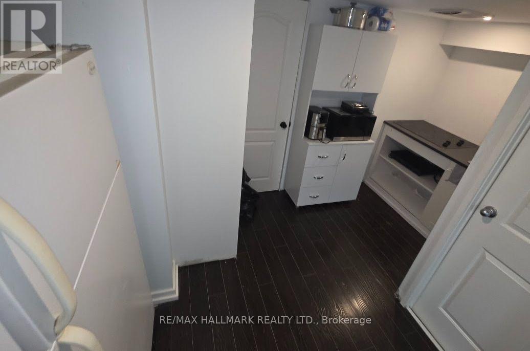 Room 2 - 888 Krosno Boulevard, Pickering, Ontario  L1W 1H4 - Photo 7 - E13705614