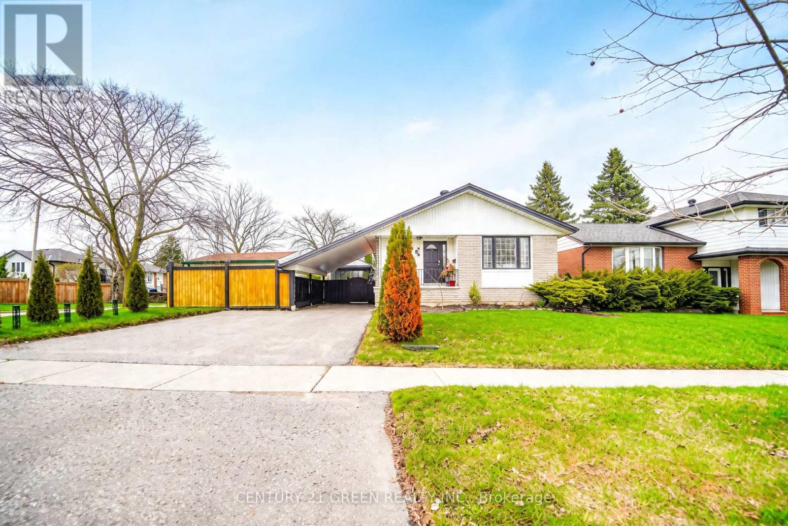 Main - 919 Central Park Boulevard N, Oshawa, Ontario  L1G 6V8 - Photo 2 - E13833038