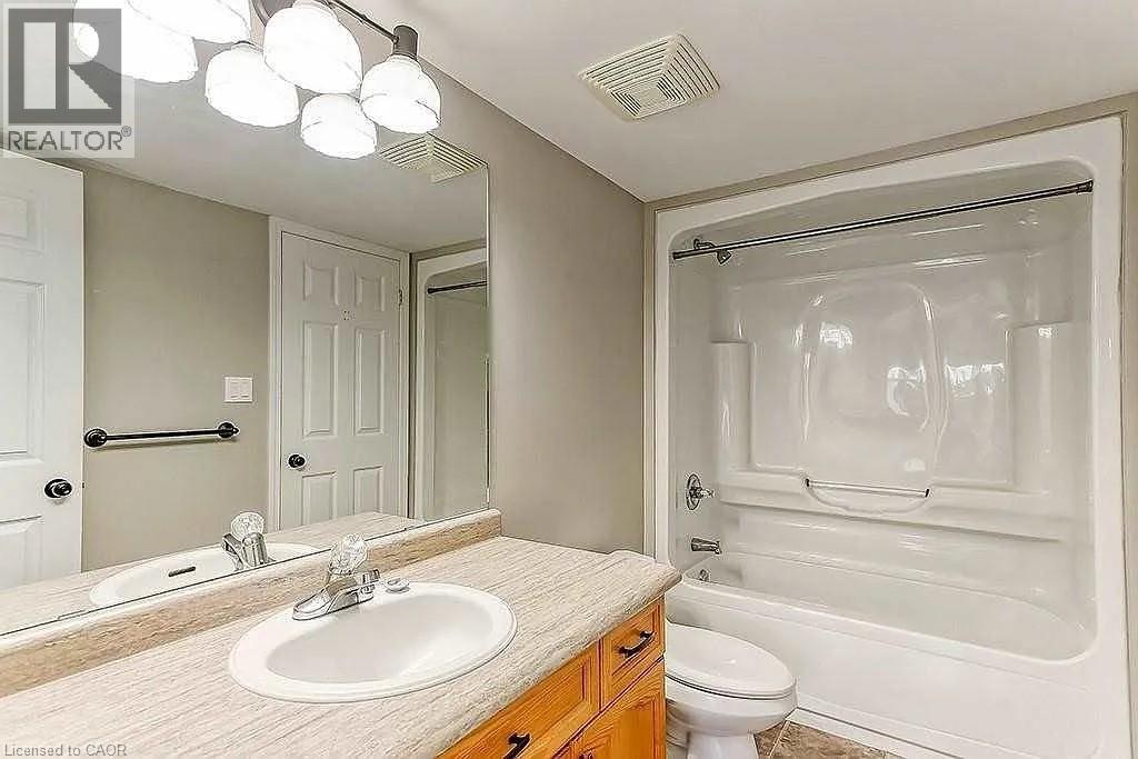 216 Plains Road W Unit# F405, Burlington, Ontario  L7T 4K8 - Photo 15 - 40865295