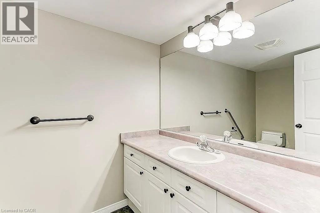 216 Plains Road W Unit# F405, Burlington, Ontario  L7T 4K8 - Photo 16 - 40865295