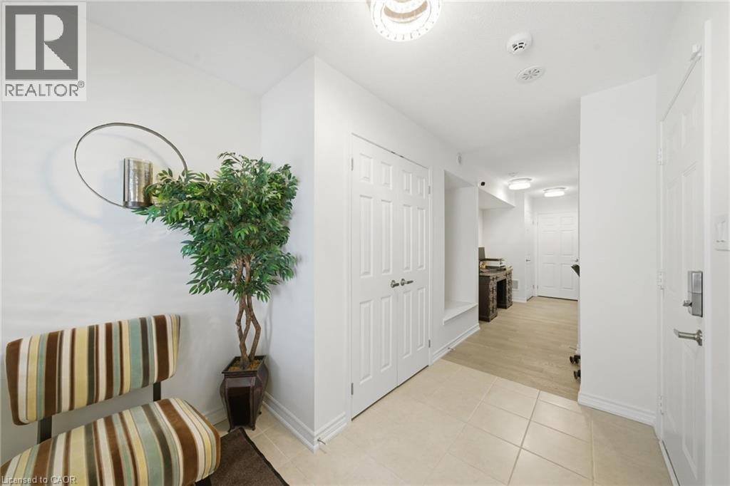 1222 Rose Way Unit# 11, Milton, Ontario  L9E 1P1 - Photo 4 - 40864048