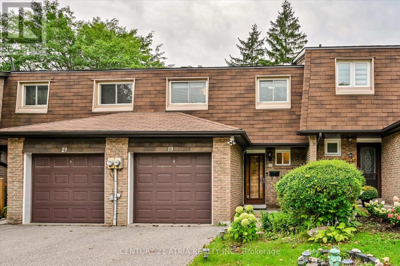 19 Aspenwood Drive, Toronto, Ontario  M2H 3E1 - Photo 2 - C13833834