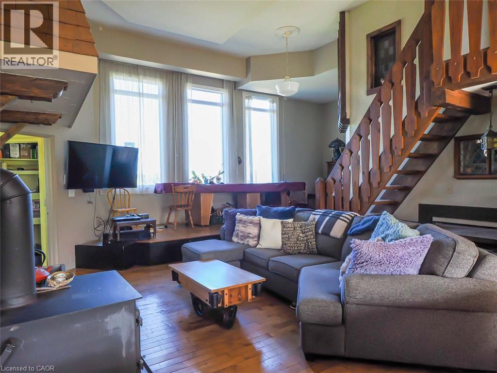 1635 Lakeshore Road, Clear Creek, Ontario  N0E 1M0 - Photo 10 - 40855927