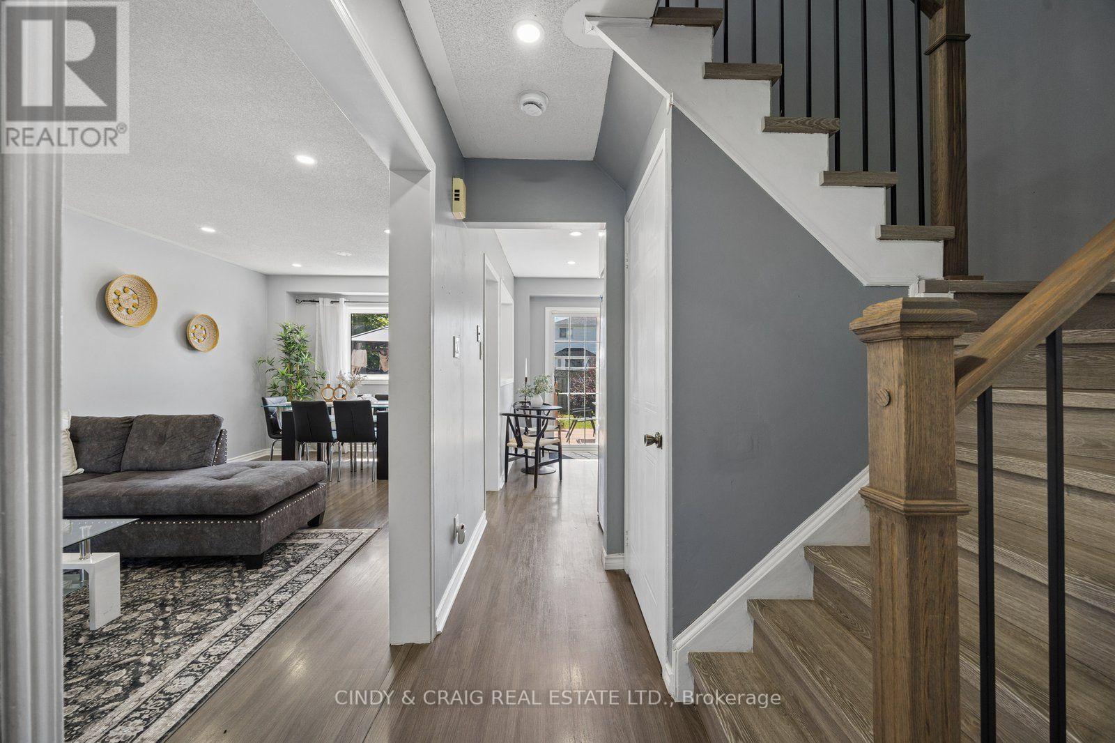 25 John Walter Crescent, Clarington, Ontario  L1E 2W6 - Photo 2 - E13833832