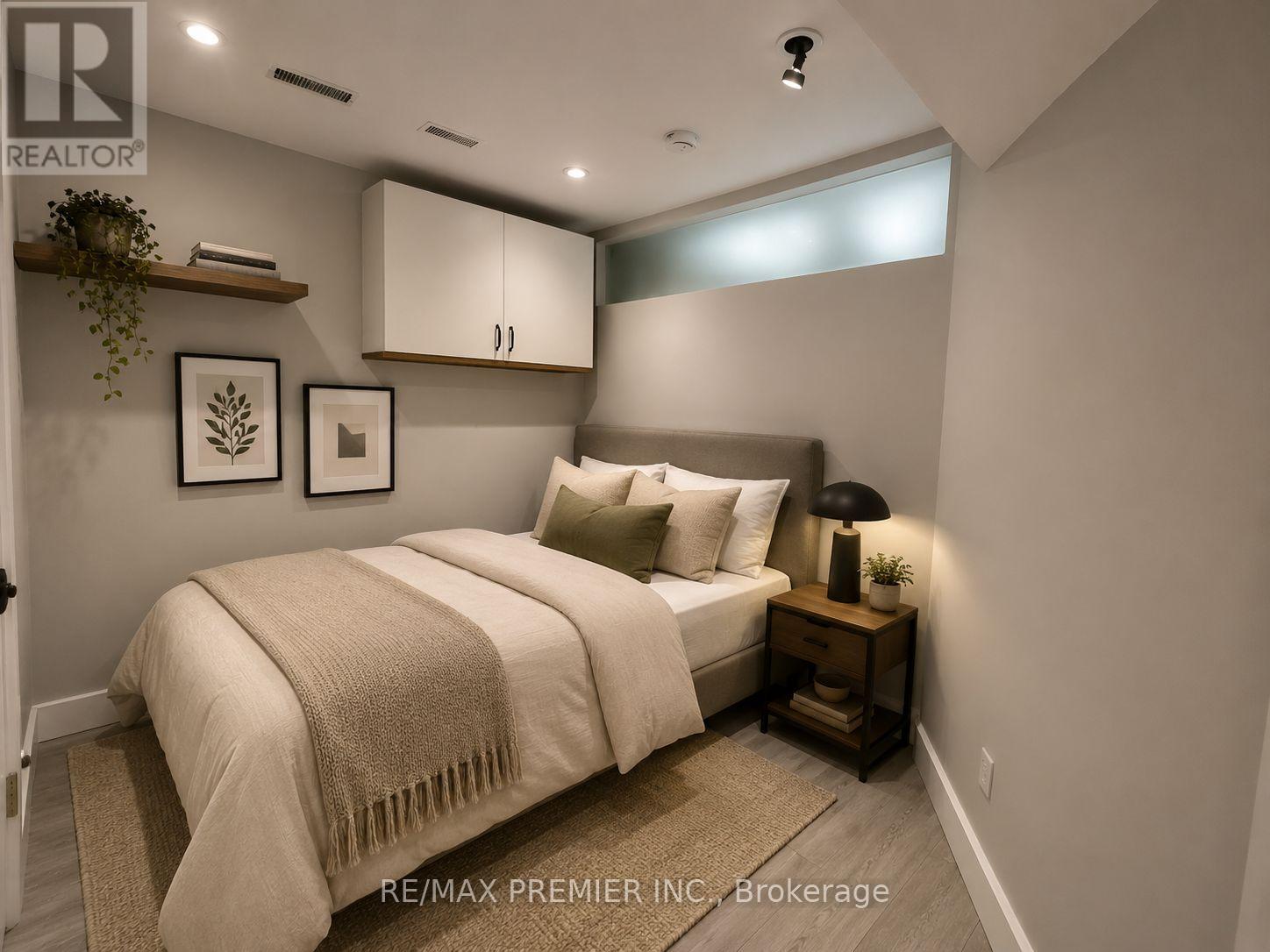 1 - 50 Pape Avenue, Toronto, Ontario  M4M 2V6 - Photo 3 - E13833912