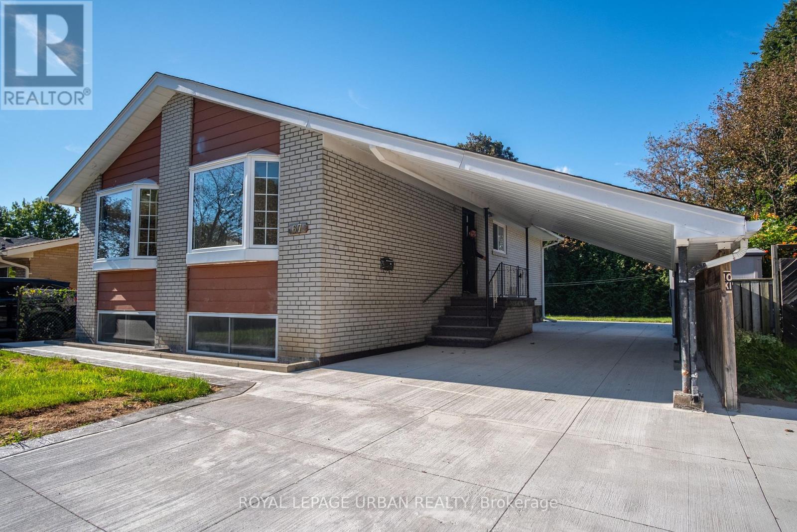 67 Campbell Drive, Brampton, Ontario L6X 2H8 - Photo 2 - W13833794