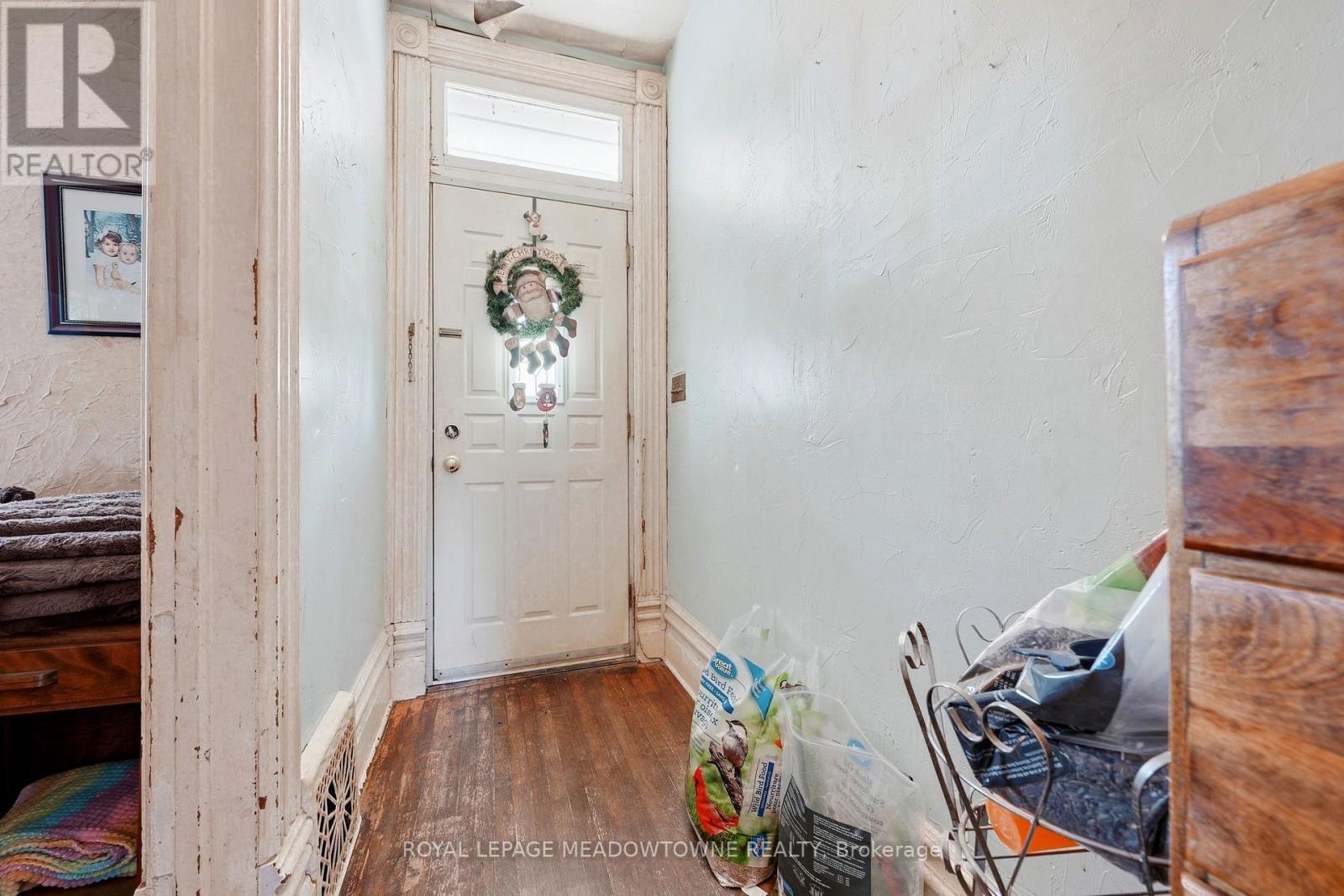 15 West Street, Brampton, Ontario  L6X 1V6 - Photo 2 - W13833810