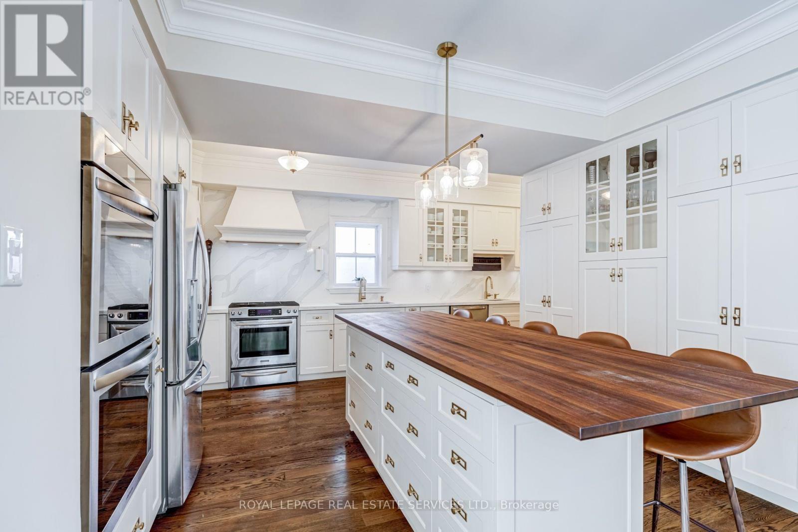 2305 Belyea Street, Oakville, Ontario  L6L 1N7 - Photo 10 - W13833910