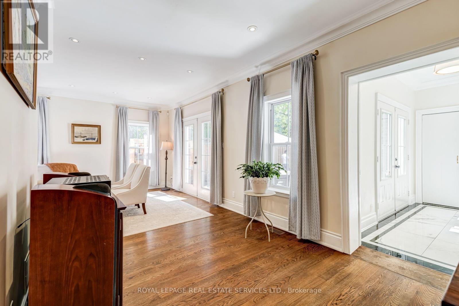 2305 Belyea Street, Oakville, Ontario  L6L 1N7 - Photo 12 - W13833910