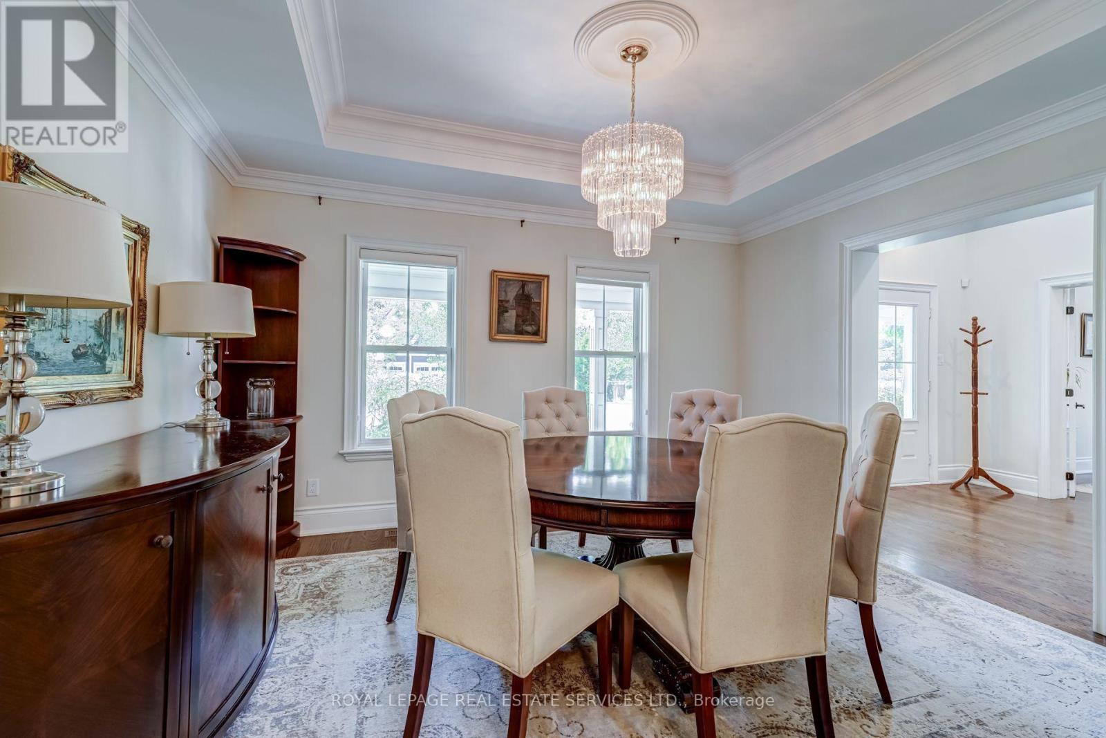 2305 Belyea Street, Oakville, Ontario  L6L 1N7 - Photo 4 - W13833910
