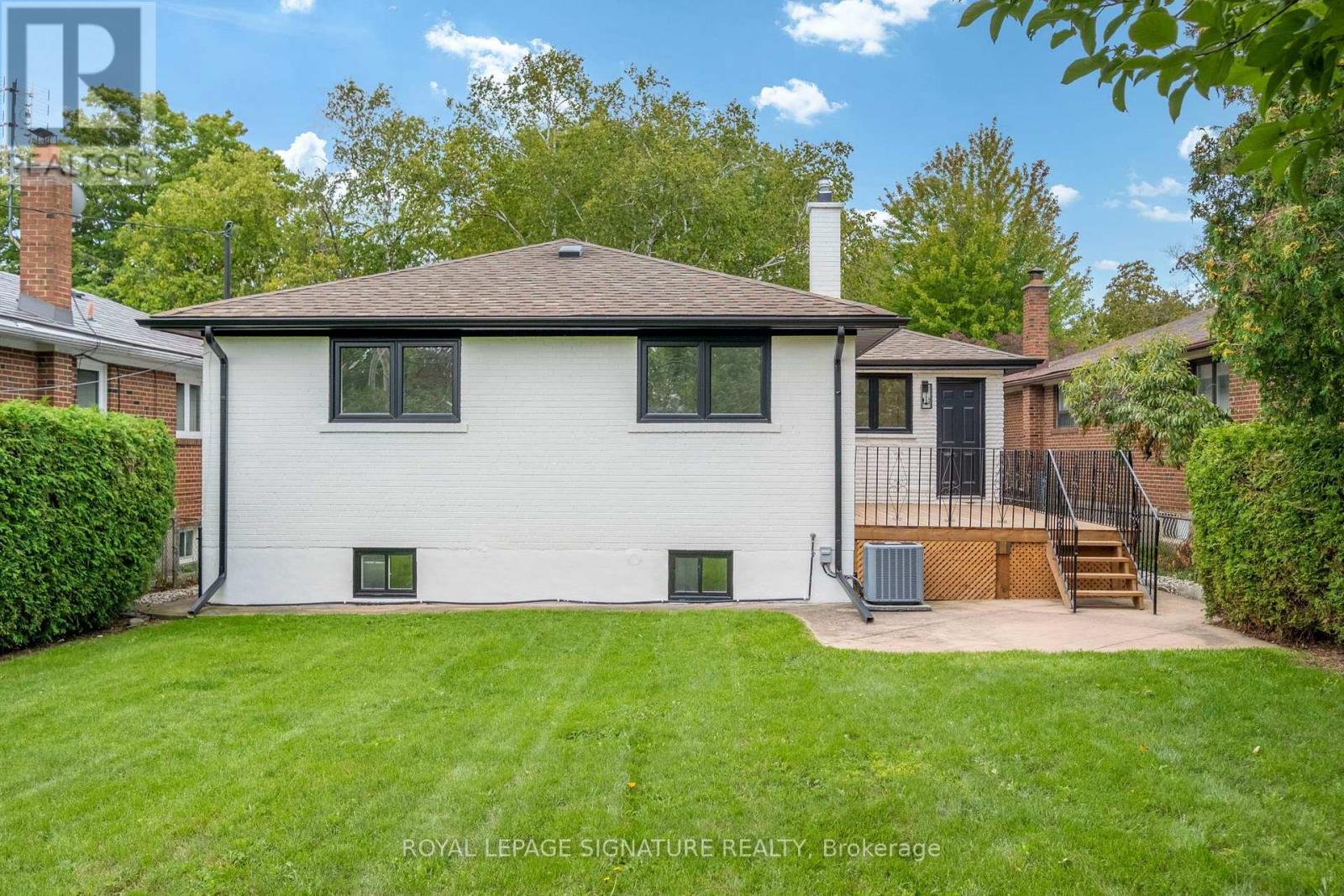 11 Brook Tree Crescent, Toronto, Ontario  M9P 1K8 - Photo 41 - W13812990