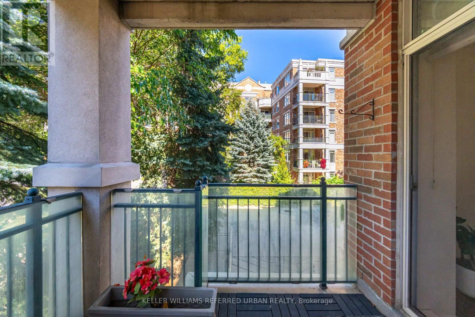 210 - 10 Old Mill Trail, Toronto, Ontario  M8X 2Y9 - Photo 34 - W13833680