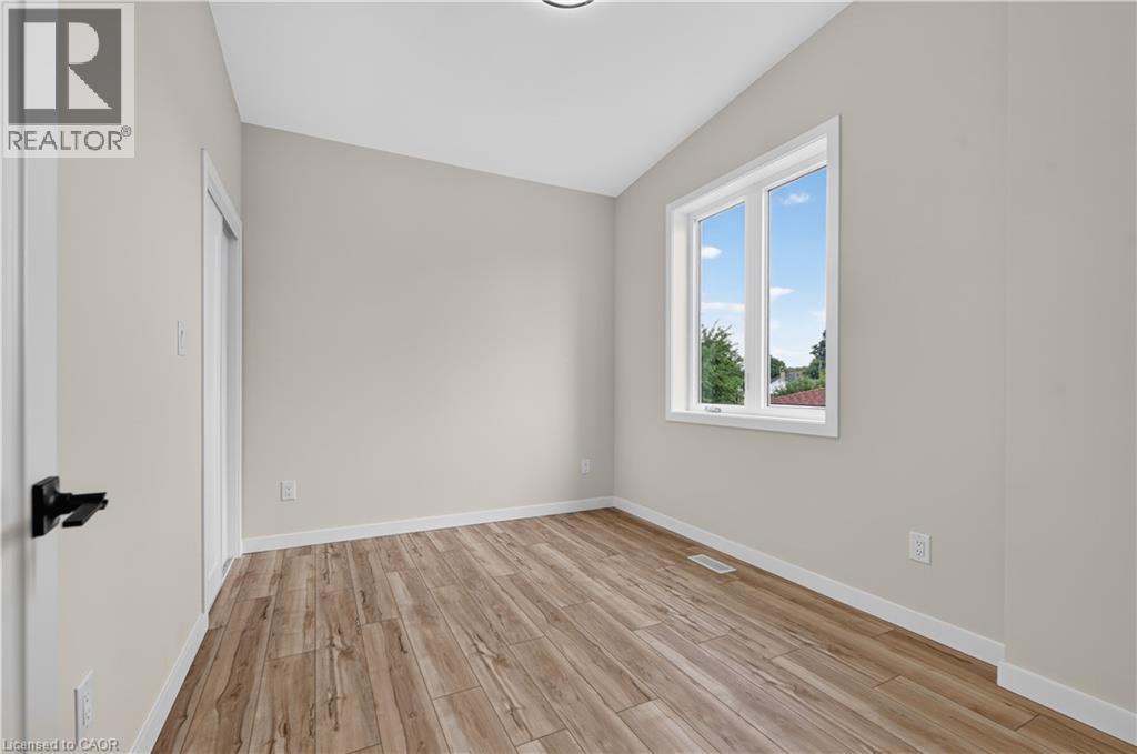 17 Victor Boulevard Unit# R, Hamilton, Ontario  L9A 2V3 - Photo 10 - 40866895