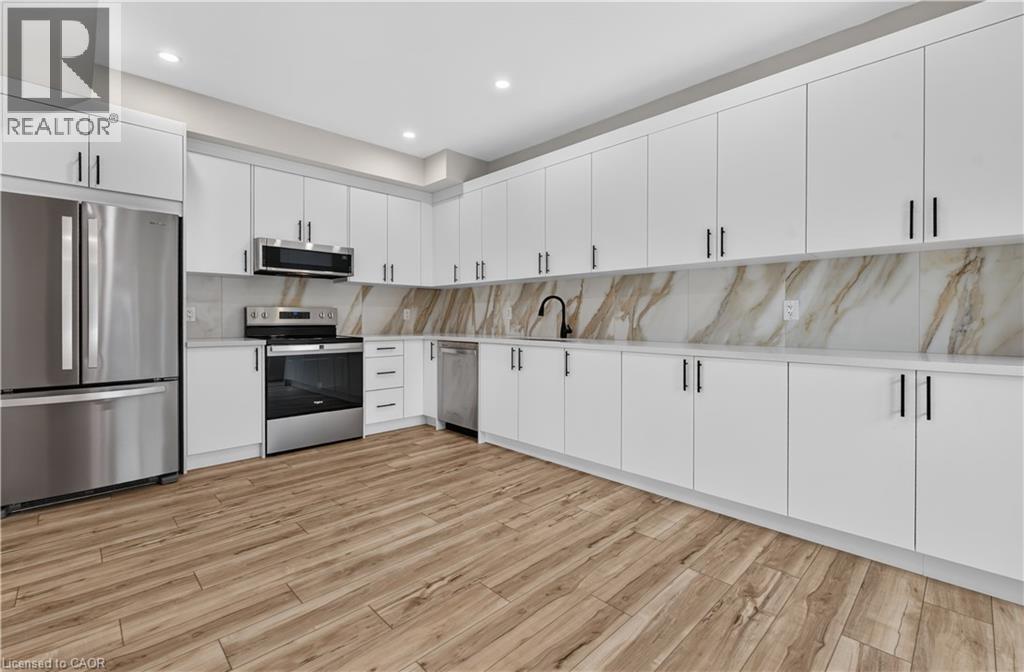 17 Victor Boulevard Unit# R, Hamilton, Ontario  L9A 2V3 - Photo 17 - 40866895