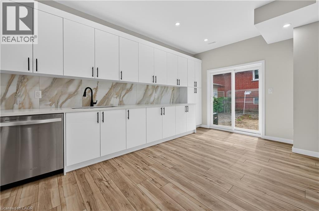 17 Victor Boulevard Unit# R, Hamilton, Ontario  L9A 2V3 - Photo 21 - 40866895