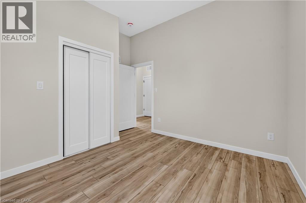 17 Victor Boulevard Unit# R, Hamilton, Ontario  L9A 2V3 - Photo 37 - 40866895