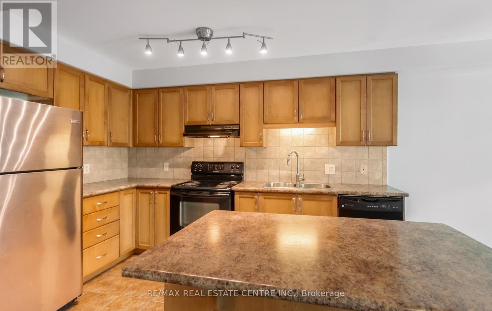 38 - 8 Hemlock Way, Grimsby, Ontario  L3M 0B5 - Photo 18 - X13833836