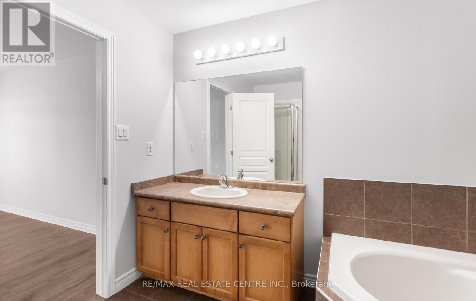 38 - 8 Hemlock Way, Grimsby, Ontario  L3M 0B5 - Photo 29 - X13833836