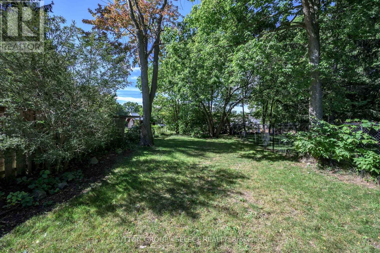 943 Colborne Street, London East, Ontario  N6A 4A5 - Photo 32 - X13833972