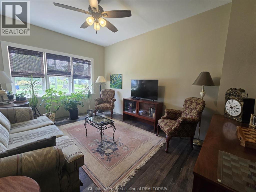 263 Delaware Avenue, Chatham, Ontario  N7L 2W7 - Photo 10 - 26023725