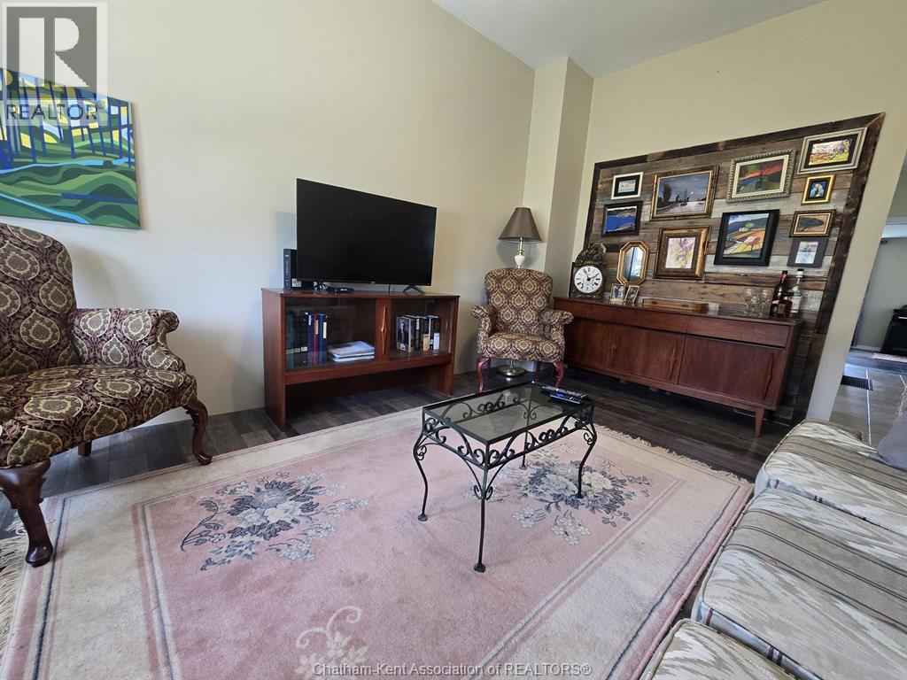 263 Delaware Avenue, Chatham, Ontario  N7L 2W7 - Photo 12 - 26023725