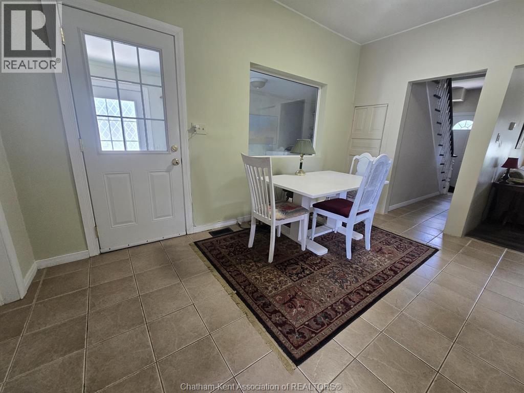 263 Delaware Avenue, Chatham, Ontario  N7L 2W7 - Photo 5 - 26023725