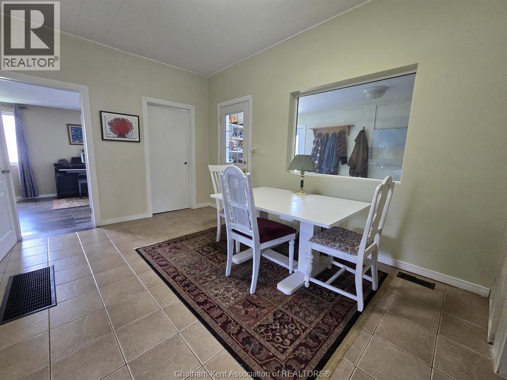 263 Delaware Avenue, Chatham, Ontario  N7L 2W7 - Photo 6 - 26023725