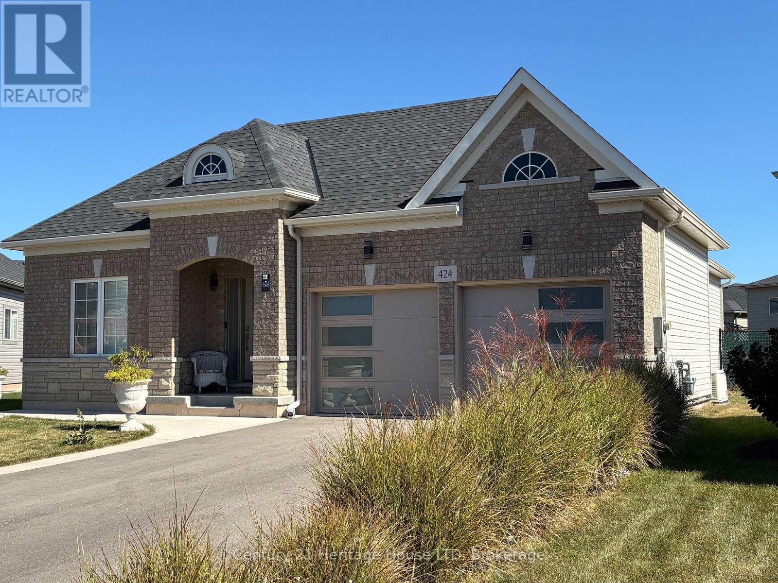 424 Williams Crescent, Fort Erie, Ontario  L2A 0E9 - Photo 1 - X13833986