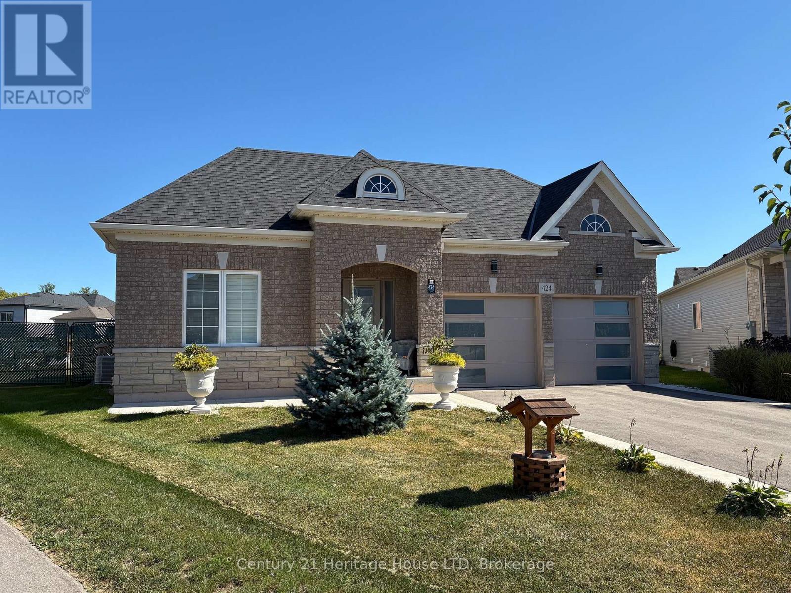 424 Williams Crescent, Fort Erie, Ontario  L2A 0E9 - Photo 2 - X13833986