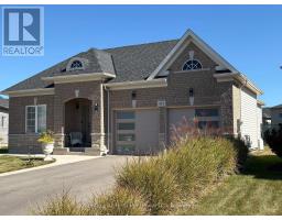 424 WILLIAMS CRESCENT, Fort Erie, Ontario