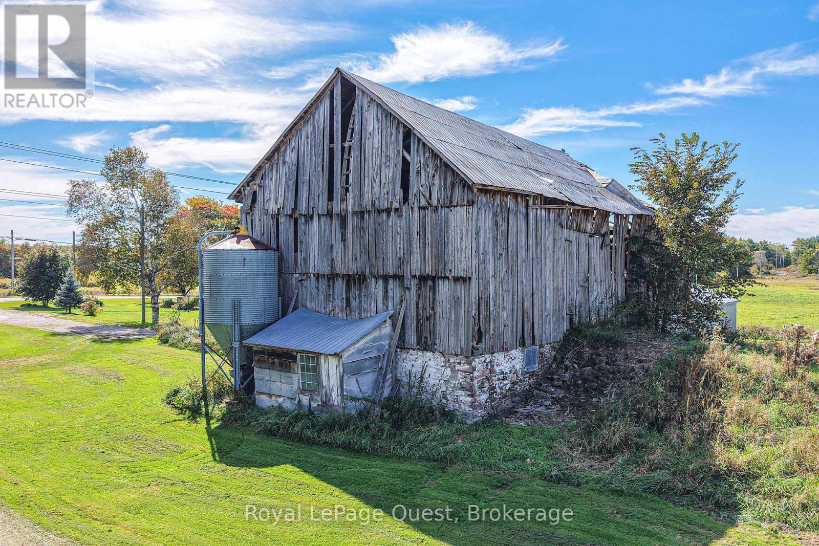 2750 Fairgrounds Road, Ramara, Ontario  L0K 2B0 - Photo 11 - S13833926