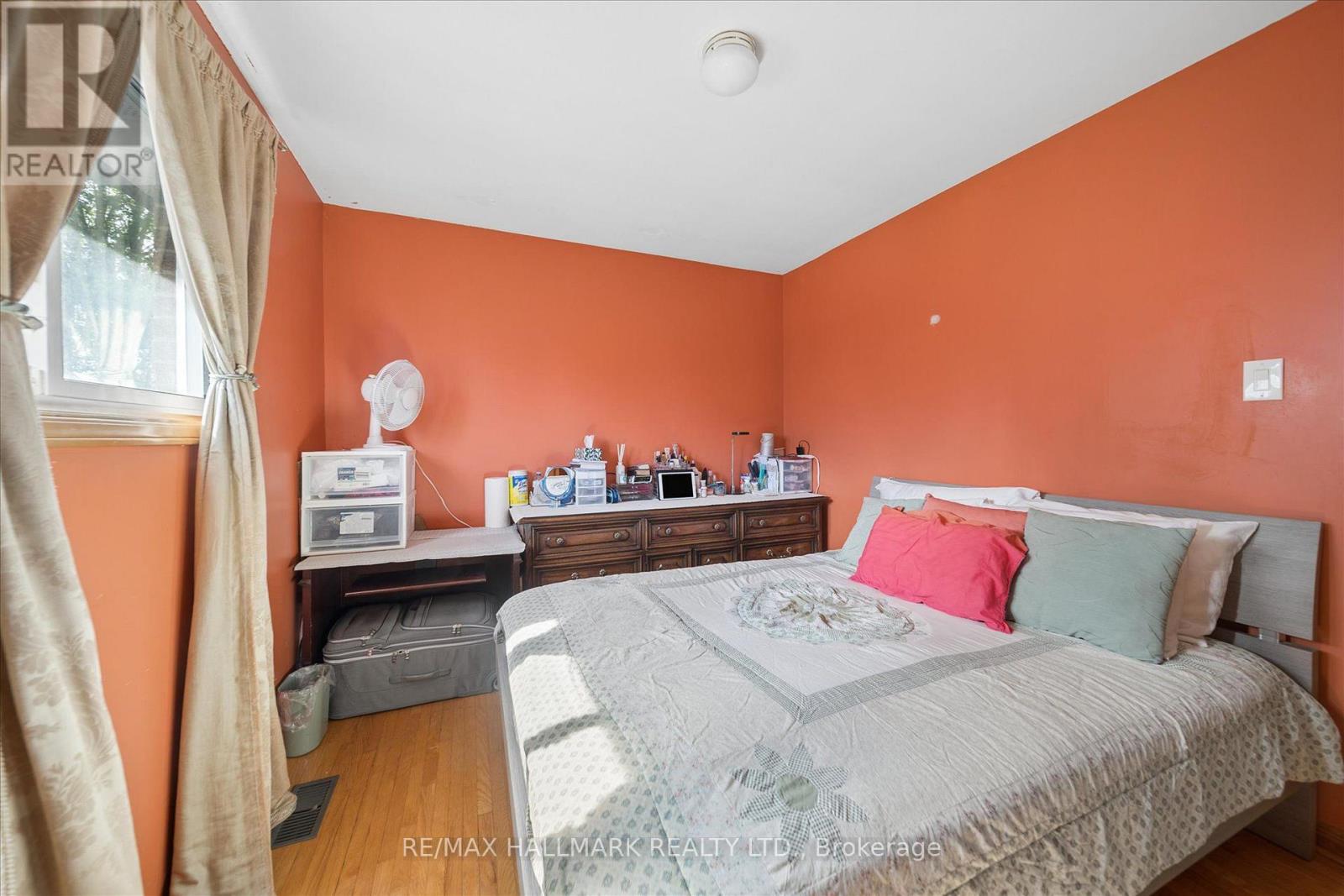 16 Ascolda Boulevard, Toronto, Ontario  M1J 2N7 - Photo 24 - E13833960