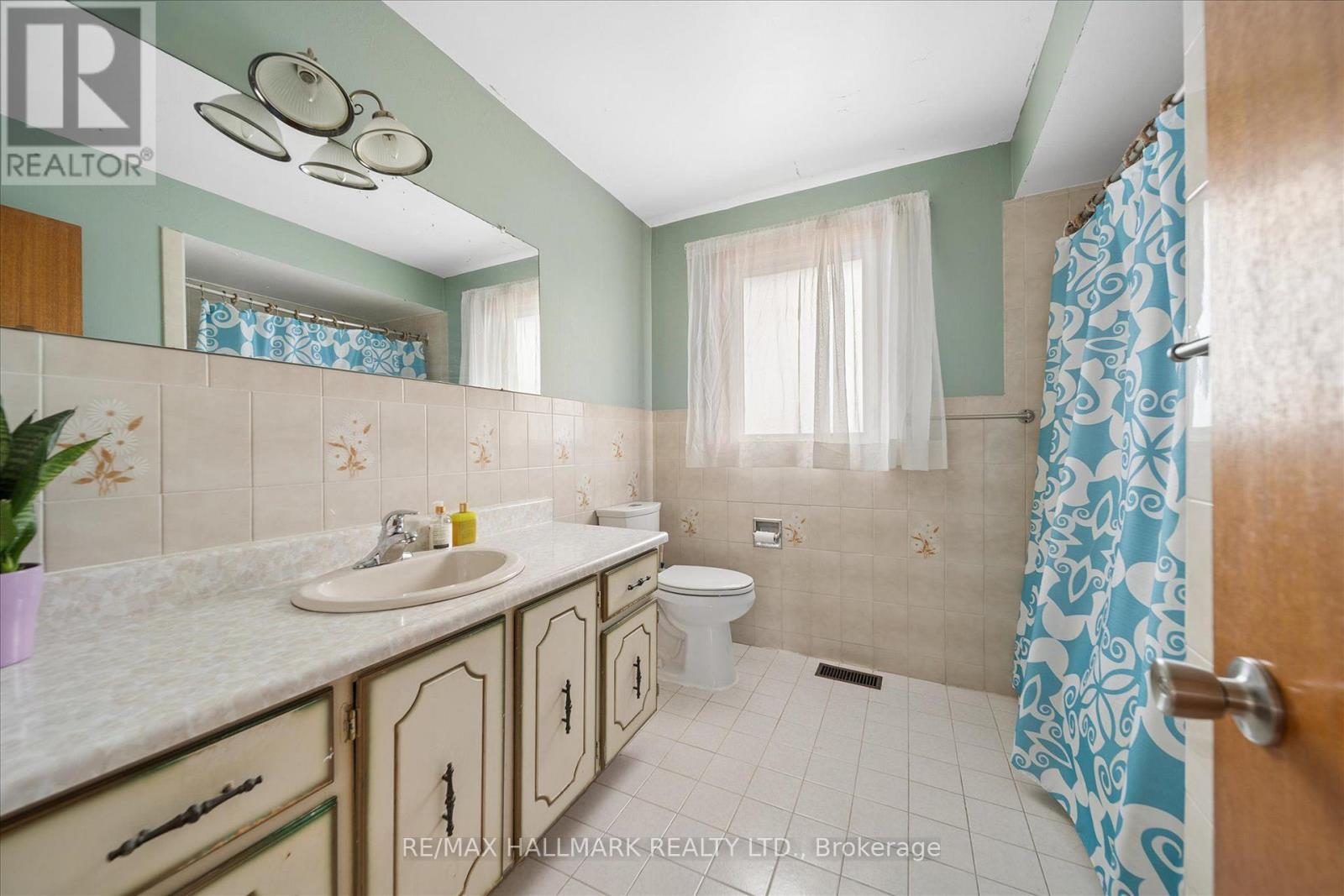 16 Ascolda Boulevard, Toronto, Ontario  M1J 2N7 - Photo 27 - E13833960
