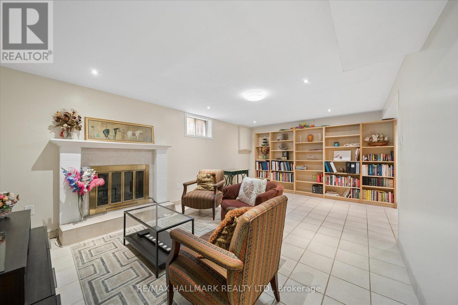 16 Ascolda Boulevard, Toronto, Ontario  M1J 2N7 - Photo 31 - E13833960