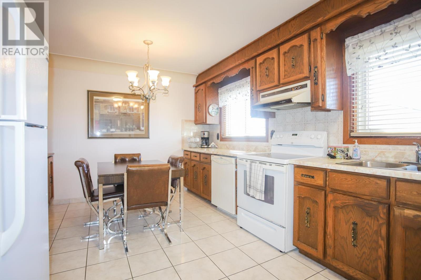 127 Ruth St, Sault Ste. Marie, Ontario  P6C 2E8 - Photo 9 - SM262687