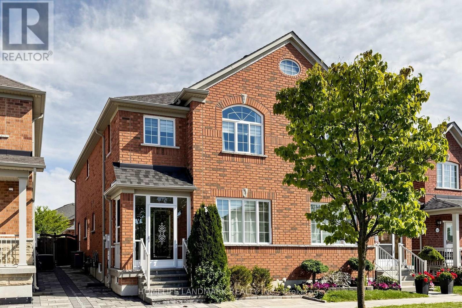 247 Mingay Avenue, Markham (Wismer), Ontario  L6E 1J1 - Photo 2 - N13834006